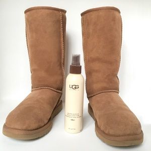 **LIKE NEW** UGG Classic Tall Chestnut Boots